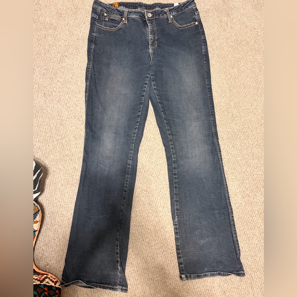 Aura Dark Blue bootcut Jeans
